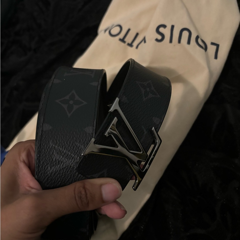 All black LV men’s belt !! Authentic